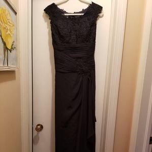 Women's formal dress Size 8